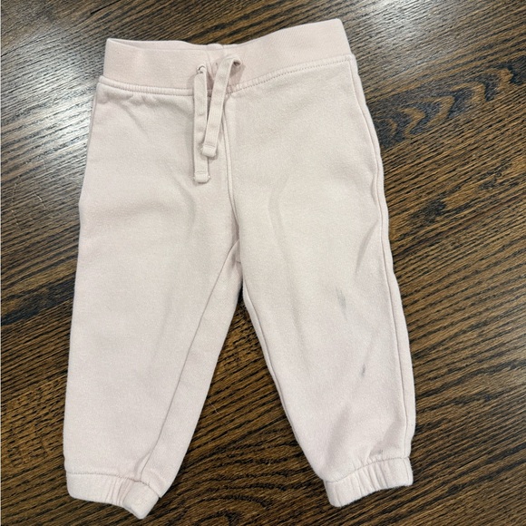 Gap Light Pink Rainbow Sweatshirt and Jogger Set 12-18 Months - Picture 5 of 7